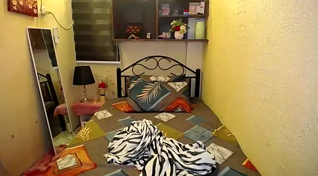 Snapshot of MissFoxylady chatting on 6, 1, 2025 MissFoxylady online show from 6, 1, 2025