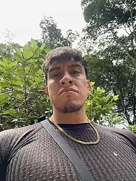 strongboy  online show from 24, 6, 2026