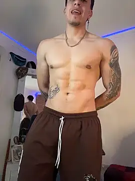 strongboy  online show from 18, 5, 2026