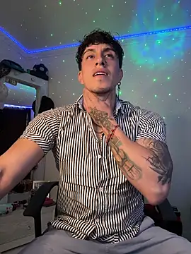 strongboy  online show from 21, 12, 2025