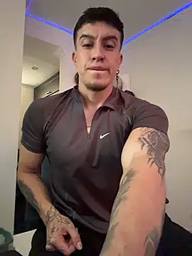 strongboy  online show from 13, 3, 2026