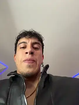 strongboy  online show from 23, 2, 2026