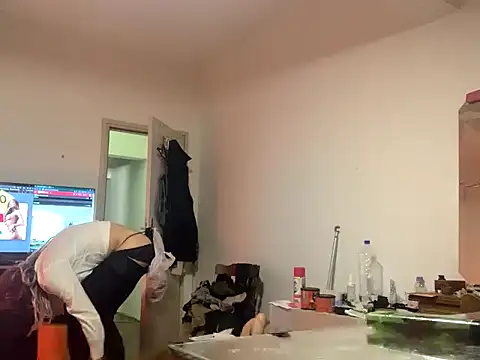 WildzMareNextLevel online show from 8, 1, 2025