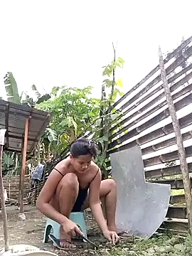 Sexiest quen online show from 1, 3, 2025