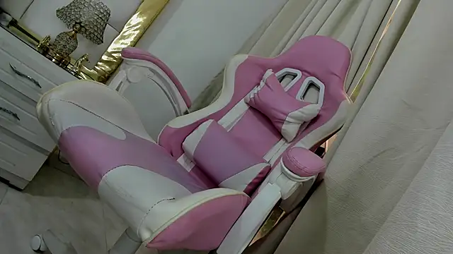 KendalStallyon online show from 12, 3, 2025