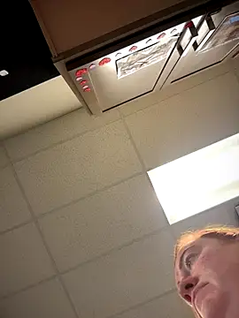 cinnatitties online show from 15, 9, 2025