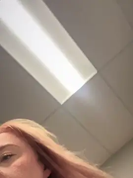 cinnatitties online show from 24, 9, 2025