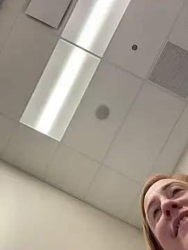 cinnatitties online show from 16, 12, 2025