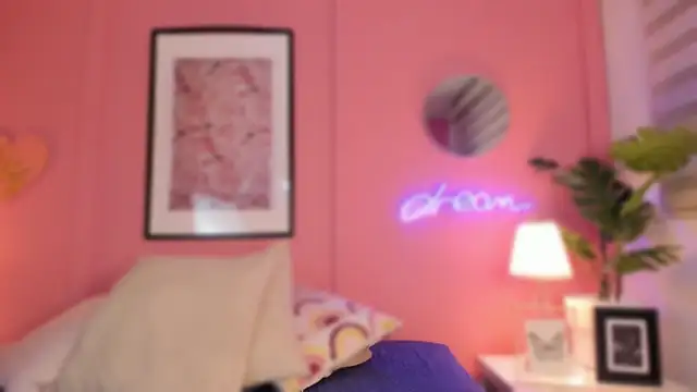 SoySaraa online show from 28, 2, 2025