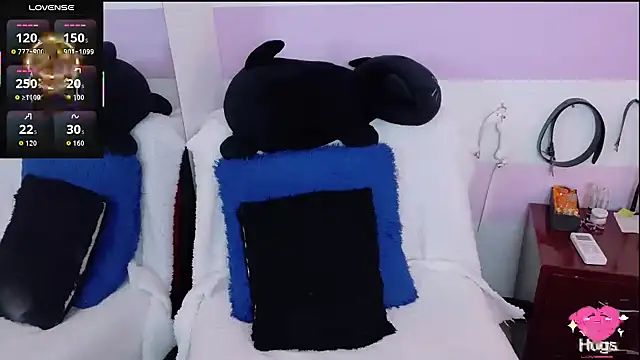 Catwhite  online show from 8, 10, 2025