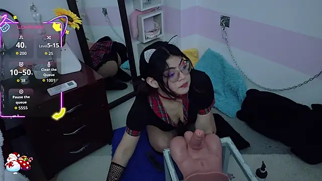 Catwhite  online show from 2, 12, 2025