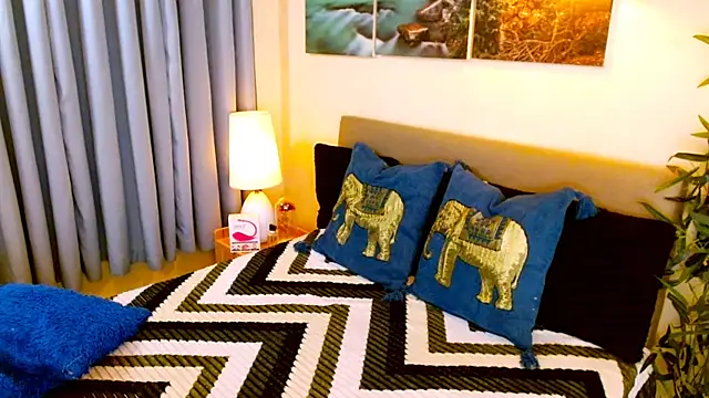 Anna Leah online show from 2, 3, 2025