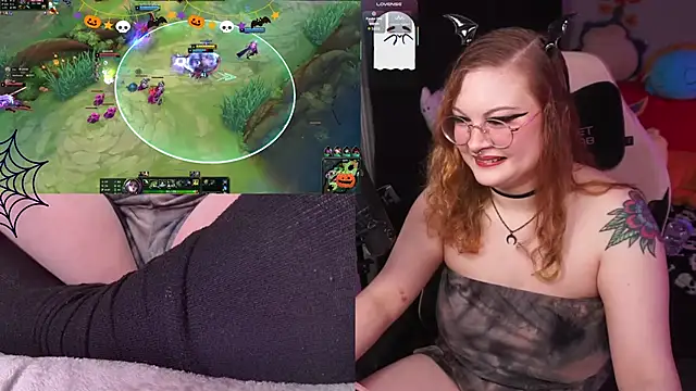 Snapshot of evamila chatting on 14, 10, 2025 evamila online show from 14, 10, 2025