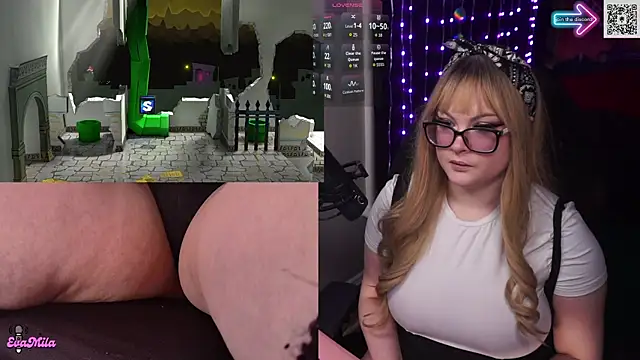 Snapshot of evamila chatting on 21, 12, 2025 evamila online show from 21, 12, 2025