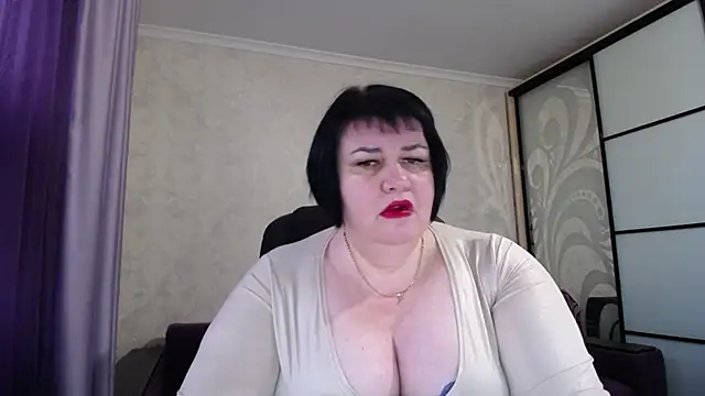 JuicyLady Di online show from 17, 10, 2025