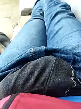 Snapshot of K-27 chatting on 15, 11, 2025 K-27 online show from 15, 11, 2025