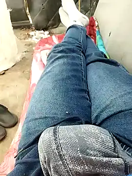 Snapshot of K-27 chatting on 11, 10, 2025 K-27 online show from 11, 10, 2025