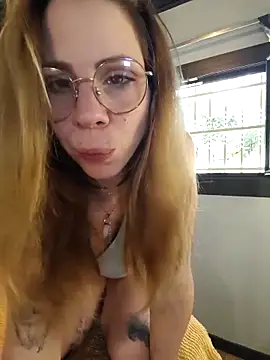 OnnaaH online show from 4, 11, 2025