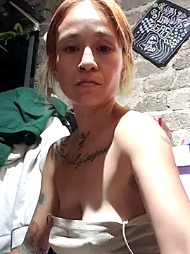 Snapshot of fablob23 chatting on 3, 6, 2026 fablob23 online show from 3, 6, 2026