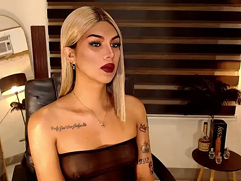 SarahAmber online show from 10, 10, 2025