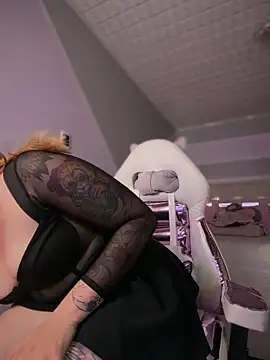 Sam Thompsoon  online show from 10, 2, 2026