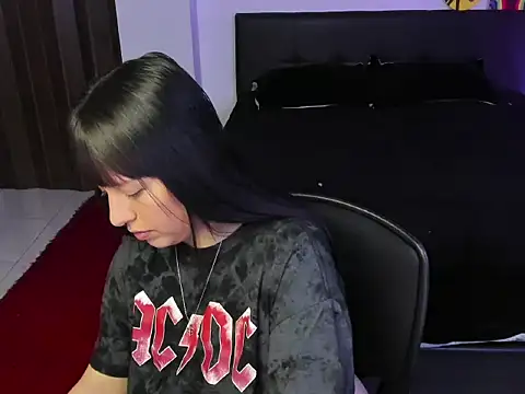 lia minami online show from 24, 3, 2026