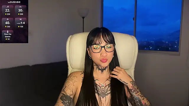 xisisxx online show from 8, 11, 2025