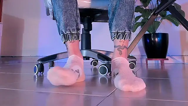 ArchieCollins online show from 19, 9, 2025