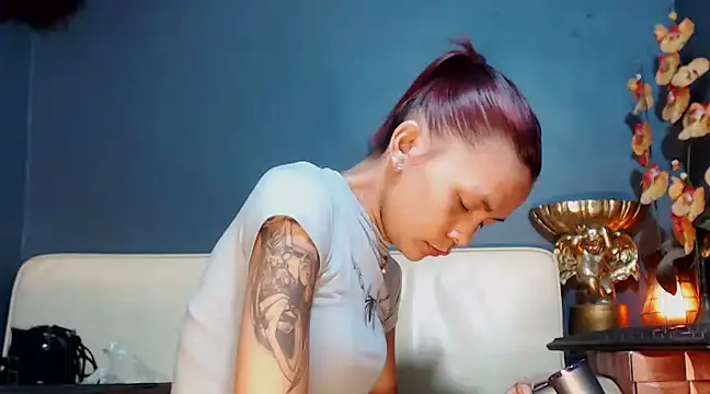 juicyCOCKeva online show from 8, 3, 2025