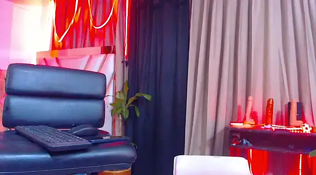 Hotgiirl 1 online show from 14, 3, 2025