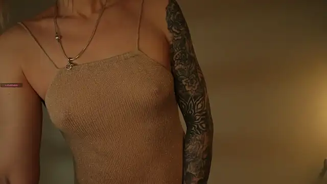 Snapshot of AskAlexa chatting on 28, 10, 2025 AskAlexa online show from 28, 10, 2025