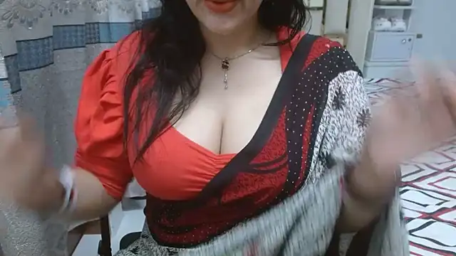 Lovelywife786 online show from 28, 9, 2025