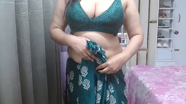 Lovelywife786 online show from 23, 11, 2025