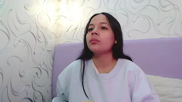 EmilyQueen3x online show from 21, 10, 2025