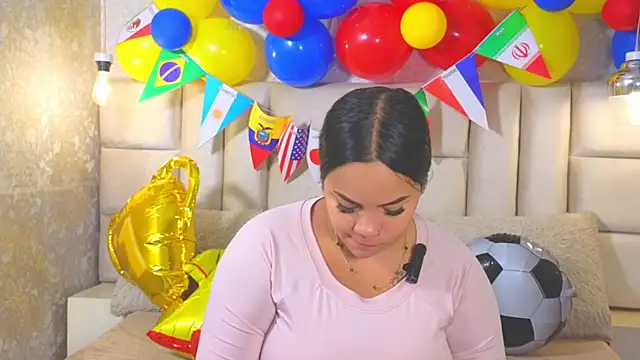 EmilyQueen3x online show from 26, 6, 2026