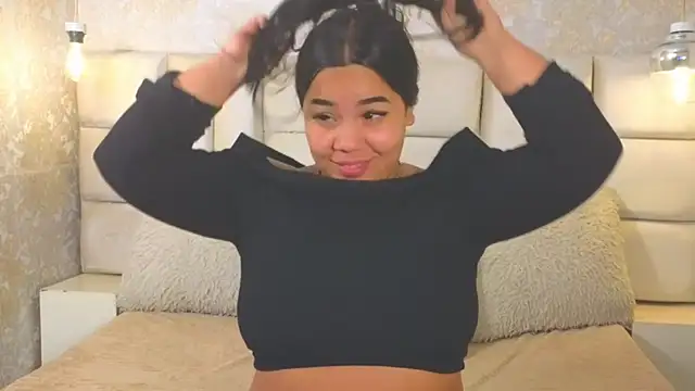 EmilyQueen3x online show from 24, 7, 2026