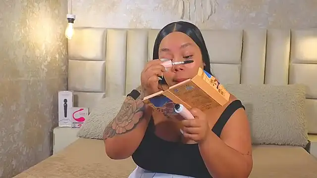 EmilyQueen3x online show from 28, 5, 2026