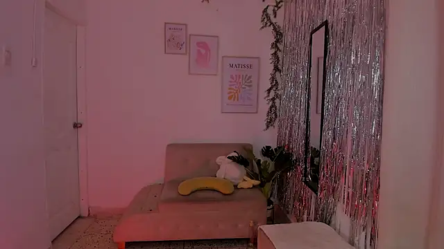 hornyprincess   online show from 4, 10, 2025