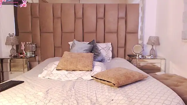 Snapshot of Amber_Parker chatting on 25, 2, 2026 Amber Parker online show from 25, 2, 2026