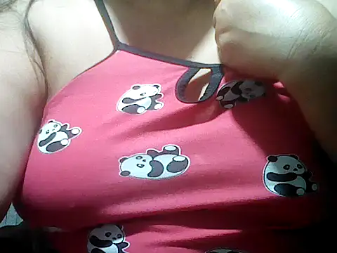 Snapshot of Sexyhorney4u chatting on 1, 7, 2026 Sexyhorney4u online show from 1, 7, 2026