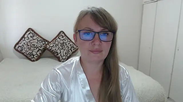 MargotLot online show from 12, 6, 2026