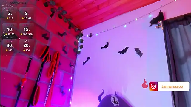 EmmaRusso online show from 12, 10, 2025