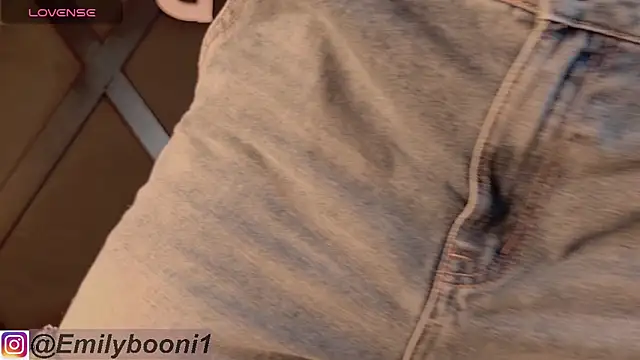 EmilyBoonny1 online show from 18, 2, 2025