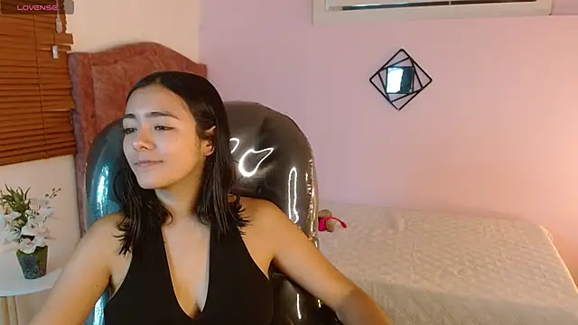 Snapshot of Ivy_Gail chatting on 12, 2, 2025 Ivy Gail online show from 12, 2, 2025