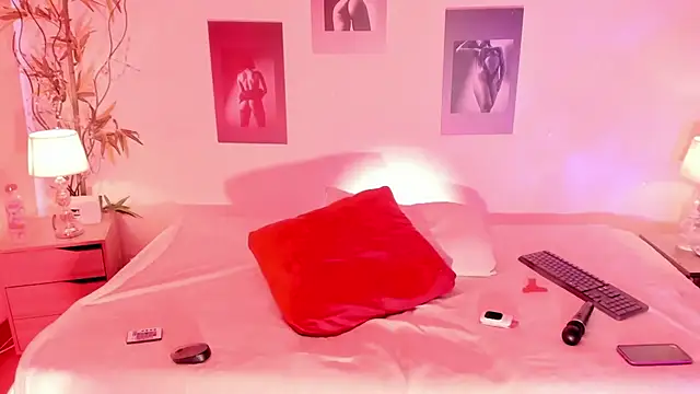 Alicee Levine online show from 16, 4, 2026