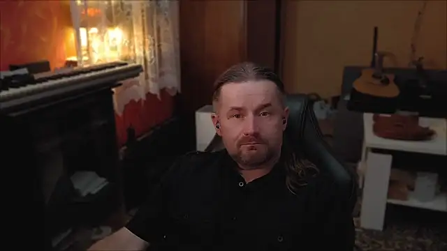 Mosiadz1975 online show from 8, 2, 2025