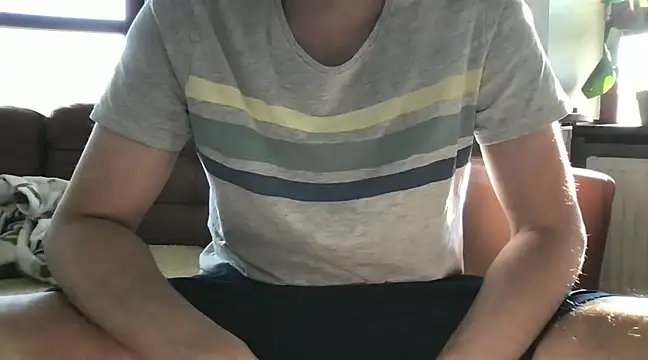 Snapshot of Perwers_41 chatting on 10, 3, 2025 Perwers 41 online show from 10, 3, 2025