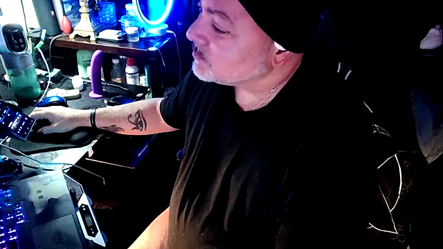 Drake DVamp online show from 23, 9, 2025