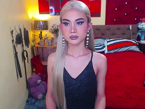 MeatyhorsecockMistress online show from 11, 11, 2025