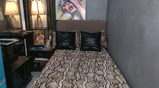 MajaSalvador online show from 6, 1, 2025